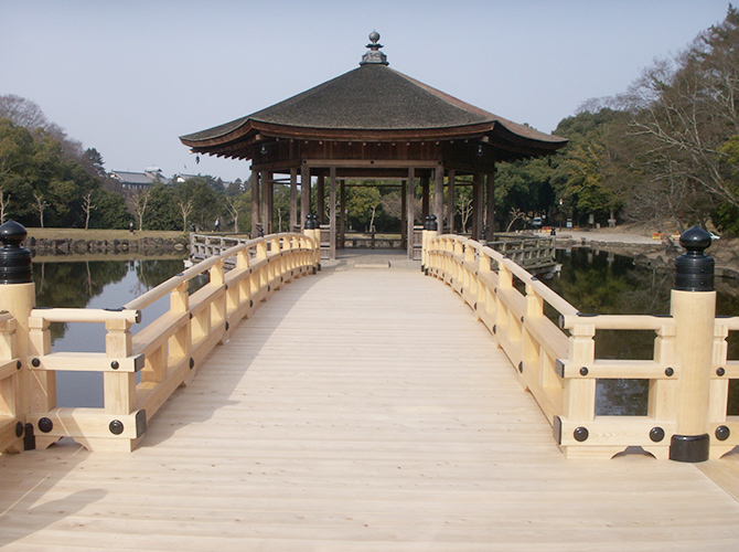 浮見堂の橋